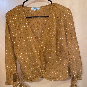 Flowy patterned blouse